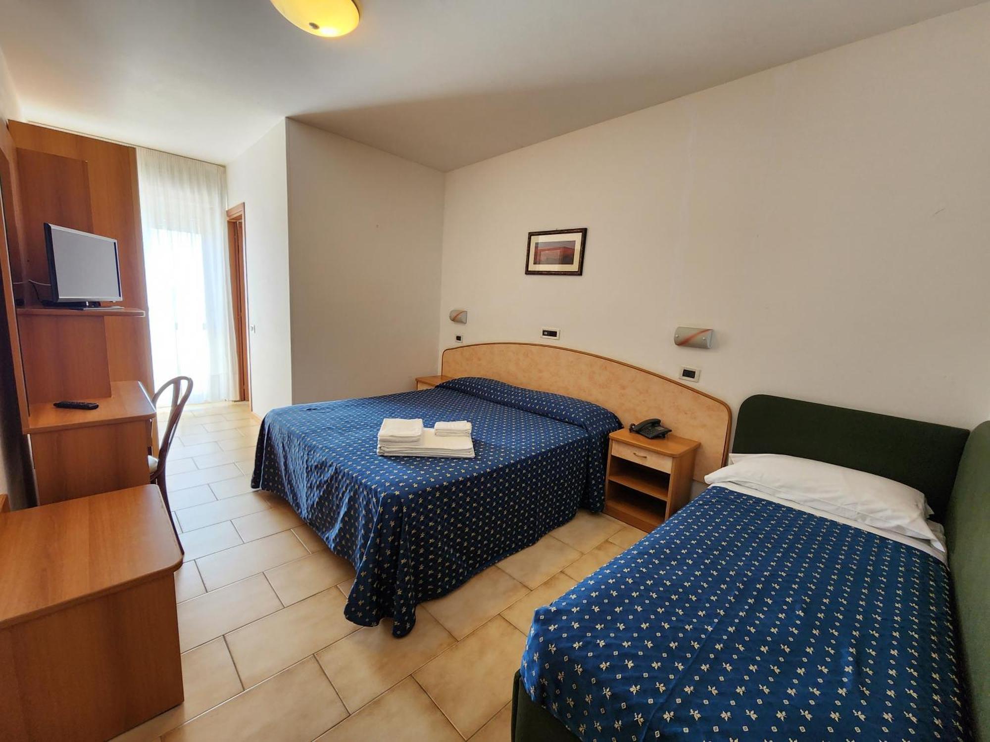 Holiday Hotel